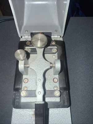 German Junker telegraph morse hand key D.B.G.M. Honnef Rh Good Shape Works - Image 1 of 4