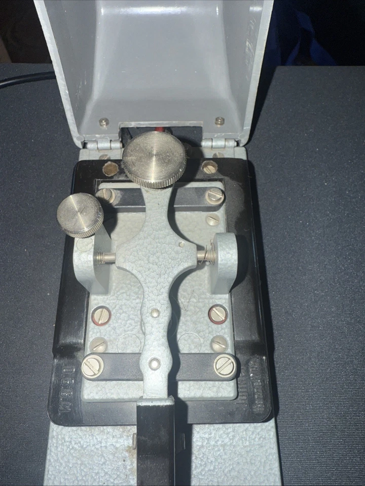 German Junker telegraph morse hand key D.B.G.M. Honnef Rh Good Shape Works - Image 1 of 4