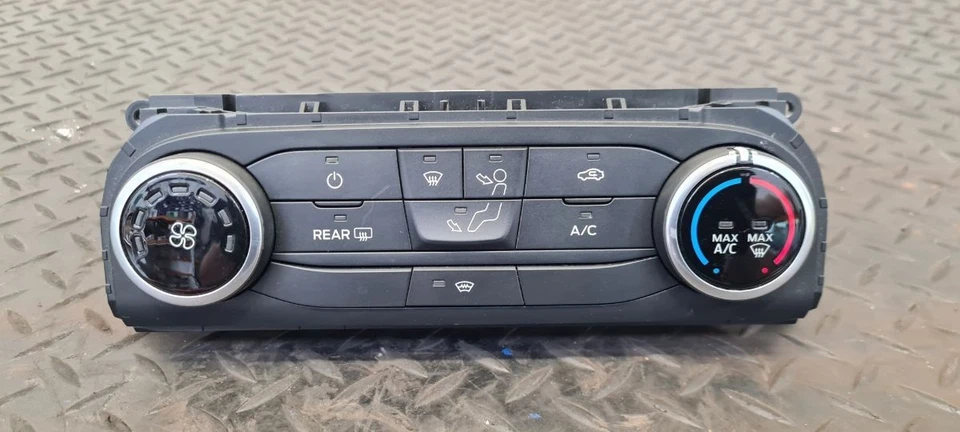 FORD FIESTA MK8 (B479) 2018 INTERIOR HEATER CONTROL PANEL HEATED SCREEN 2592183 - Image 1 of 4