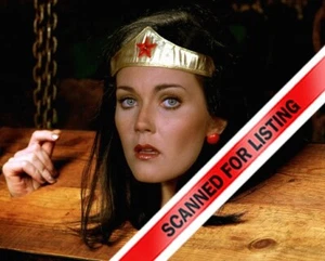 WONDER WOMAN Trapped LYNDA CARTER 8X10 PHOTO #1613 - Picture 1 of 1