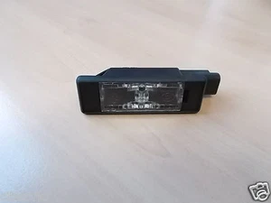 GENUINE PEUGEOT NUMBER PLATE LAMP 207 / 301 / 307 / 308 / 3008 / 508 6340F0 - Picture 1 of 2