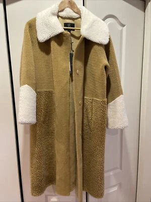 нереальный мех Австралии на три человека пальто размер маленький - Изображение 1 из 4