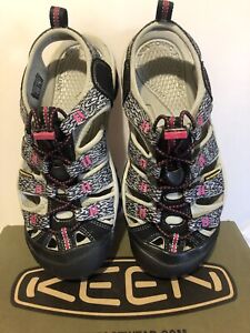 Keen Newport H2 Women's Hiking Sandal size 6.5 Black/bright Rose