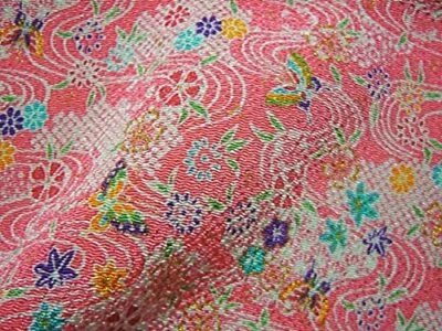 Yuzen Gold Chirimen 和服面料 19.7x27.6 英寸粉色花卉和蝴蝶日本 — 第 1/3 张图片