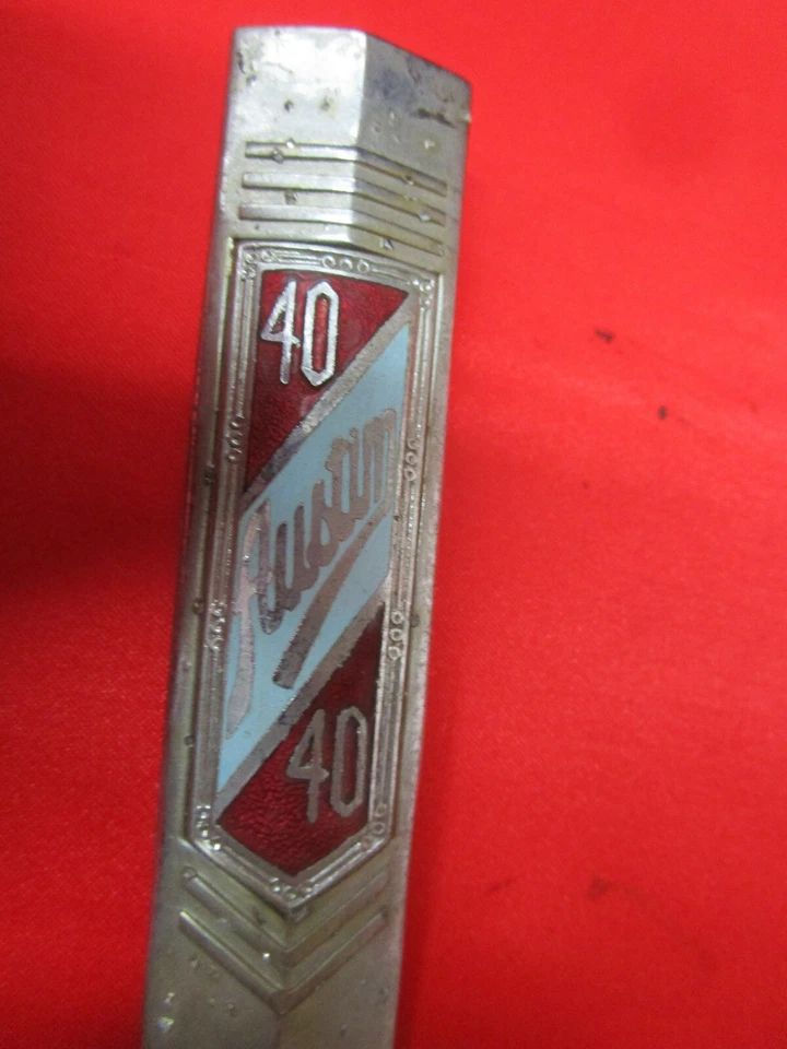 1950 年 1951 年奥斯汀 A40 格栅刺绣中心  — 第 1/4 张图片