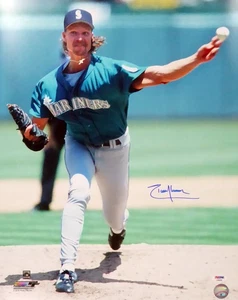 Randy Johnson Autographed Signed 16x20 Photo Seattle Mariners PSA/DNA - Picture 1 of 3