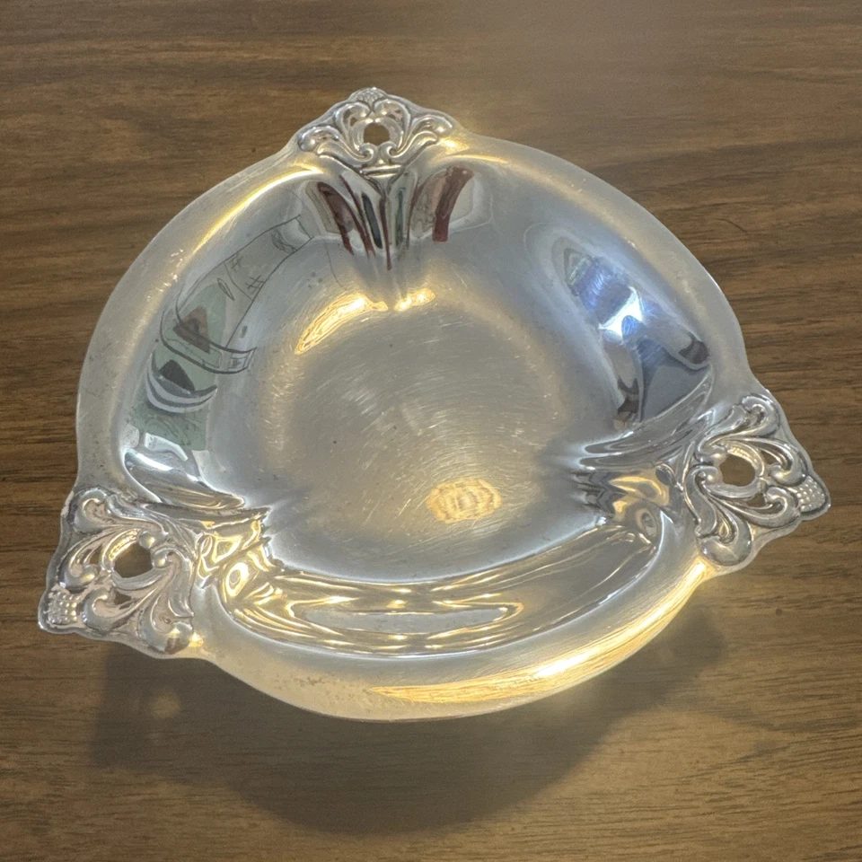 Plato de caramelo de compota de bellota redondo de plata real danés T188 internacional Foto 1 de 4