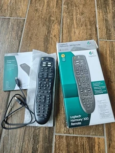 Logitech Harmony 300 Universal Fernbedienung Remote - Bild 1 von 1