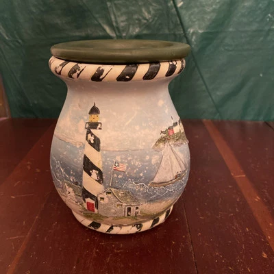 Calentador de cera Lang Candles 2003 punto faro crisol náutico Linda Nelson Foto 1 de 4