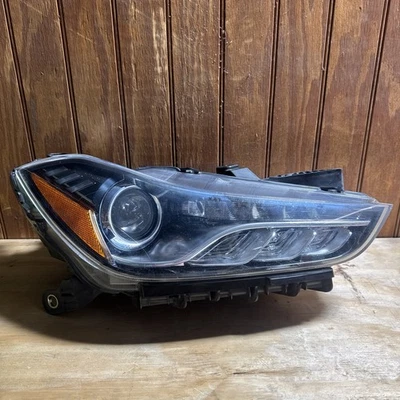 Faro derecho adaptativo Maserati Ghibli 2014-2018 670038233 OEM dañado  Foto 1 de 4