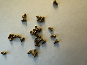 MESSING-FÜLLKOPF-MASCHINENSCHRAUBEN MIT SCHLITZ.  4/40 x 3/16" 24 Stück NEU - Bild 1 von 1