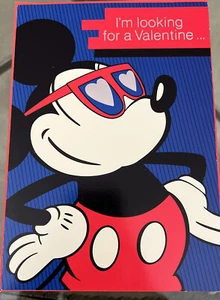 Tarjeta de felicitación del Día de San Valentín de Disney para la pareja de Mickey Mouse - Imagen 1 de 3
