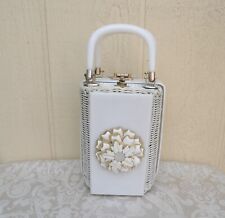 Vintage 1960s lucite purse