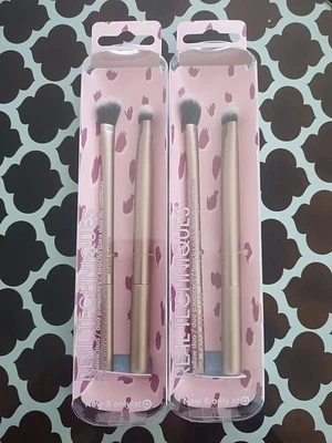 2 Packs REAL TECHNIQUES Shadow Duo, - Image 1 of 3