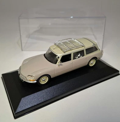 Citroën ID 20 Break (con chien sul retro) 1/43 IXO Vetrina Box - Immagine 1 di 3