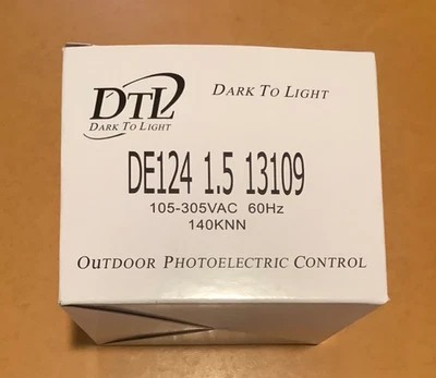 Dark to Light DE124 1.5 13109J50, Lot of 100 Pieces, Photo Cell, Thist Lock - Image 1 of 4