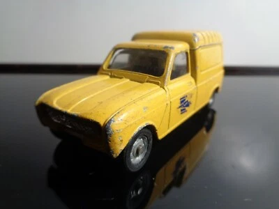 SOLIDO RENAULT 4 FOURGONETTE (COD. 42) IN BUONE CONDIZIONI S. 1:43 - Immagine 1 di 3