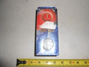 NEW TRACER LIGHT UP 1 SLEVE BALL SOUVENIR 1 GOLF BALLS NIB - Picture 1 of 7