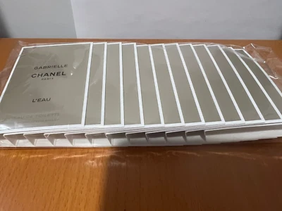 12XChanel Gabrielle L’eau Eau De Toilette Spray (1,5 ml) cada uno nuevo en caja 100 % auténtico Foto 1 de 2