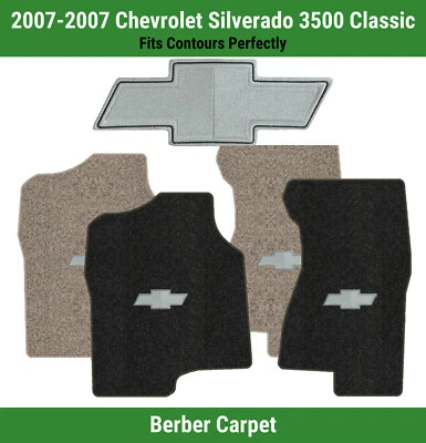 Alfombrillas delanteras Lloyd Berber para Silverado 3500 '07 con pajarita Chevy plateada Foto 1 de 4