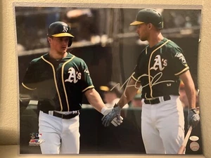 Matt Olson Signed Oakland Athletics 16x20 Photo JSA - Picture 1 of 6