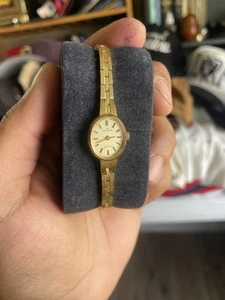 Vintage Waltham Women’s Watch Japan Mov Taiwan Dial Gold tunes - Picture 1 of 4