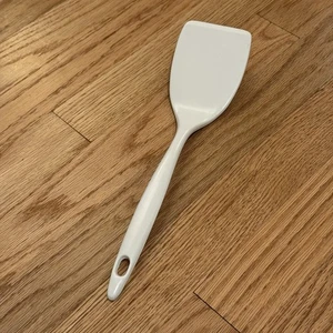 EKCO USA Vintage Solid White Melamine Plastic Spatula/ Flipper - Picture 1 of 7
