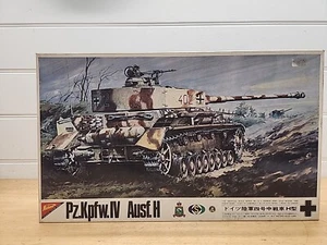 Vintage 1970 Nichimo Pz.Kpfw.Ⅳ (Panzer IV) Ausf.G 1/30 Motorized model #G - Picture 1 of 4