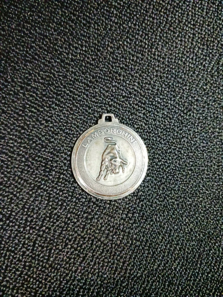 LAMBORGHINI COUNTACH VINTAGE  KEYRING KEY HOLDER KEYCHAIN 1970s 800 Silver - Image 1 of 4