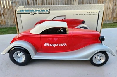 Ford Street Rod 1934 convertible a presión escala 1:8 edición limitada con caja RARO Foto 1 de 4