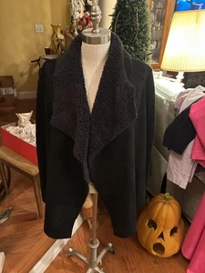 Cárdigan para mujer Croft & Barrow cuello sherpa talla Lg. en negro. acanalado - Imagen 1 de 6