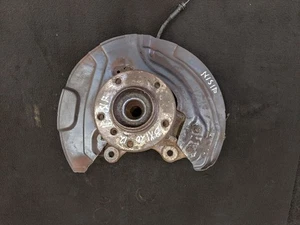 BMW X1 E84 N/S PASSENGER SIDE LEFT FRONT WHEEL HUB - Picture 1 of 4