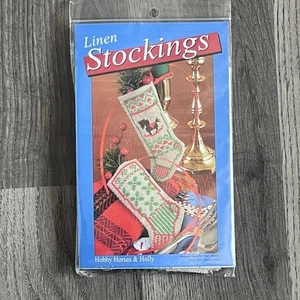 Yarn Tree Linen Stocking Kit - Hobby Horses & Holly Christmas Ornament 4.5" - Picture 1 of 3