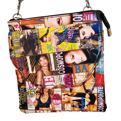 Bolsa tiracolo vintage Vogue anos 80 com diferentes capas para revistas - Imagem 1 de 4