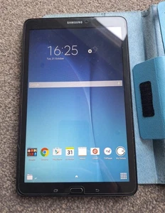 Samsung Galaxy Excellent Condition (works Well As iPhone) - Picture 1 of 3