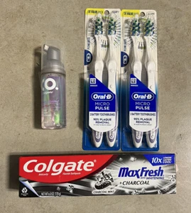 Colgate batteriebetriebene weiche Zahnbürsten 2X - 2er-Pack mit Zahnpasta NEU - Bild 1 von 1