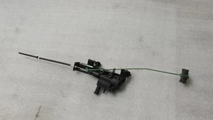 2007 - 2010 BMW E60 M5 & 550i 545i 530i REAR BODY FUEL FILLER FLAP ACTUATOR OEM - Picture 1 of 6
