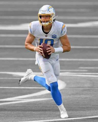 Los Angeles Chargers JUSTIN HERBERT Glossy 8x10 Photo Spotlight Print Poster Cover