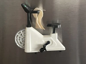 Imán de máquina de bicicleta ACME en miniatura - Imagen 1 de 6