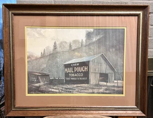 Impresión firmada por Russell May "MAIL POUCH TOBACCO" 1975 - Enmarcada 27" X 21" SIN CERTIFICADO DE AUTENTICIDAD - Imagen 1 de 9