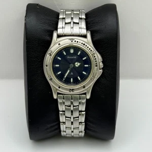 Orologio Accurist Donna Quarzo Quadrante Nero Bracciale Tono Argento Giappone Funzionante 27mm - Foto 1 di 15
