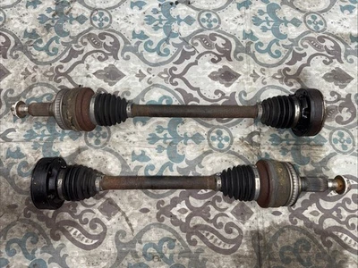 01-05 Juego de ejes traseros izquierdo derecho Lexus IS300 OEM LH RH CV ejes de medio eje Foto 1 de 4