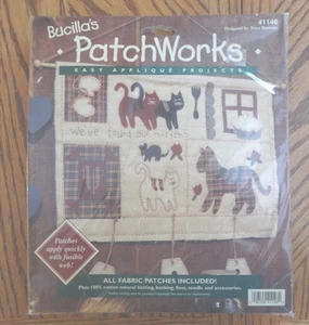 BUCILLA PATCHWORKS APLIQUE DE EDREDÓN #41146 GATITOS Y GUANTES KIT COLGANTE DE PARED - Imagen 1 de 3