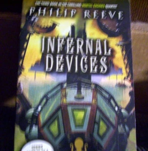 INFERNAL DEVICES BY PHILIP REEVE #3 MORTAL ENGINES - Picture 1 of 1