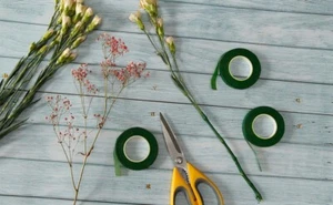 Floral Tape - 12 rolls Florist Tapes for Bouquet Crafts - dark green - Picture 1 of 4