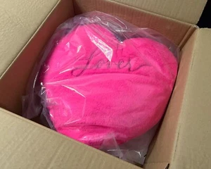 TAYLOR SWIFT - Official LOVER Limited Edition Gift Plush Pillow Cushion NEW - Imagen 1 de 5