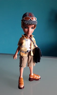 "BRATZ BOYZ", MGA "CAMERON", modello 2002, altezza 25 cm. - Immagine 1 di 4
