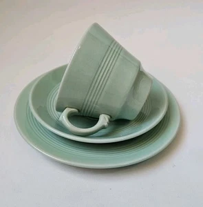 Wood's Ware BERYL green trio - cup, saucer & side plate - 1940s/50s utility ware - Picture 1 of 7