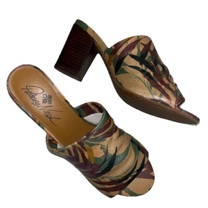 Patricia Nash Women’s Sz 6.5 Leather Open Toe Slide Sandals Shoes Floral Camo - Picture 1 of 13