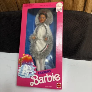 Eskimo Barbie Dolls of the World Second Edition Mattel - Bild 1 von 4